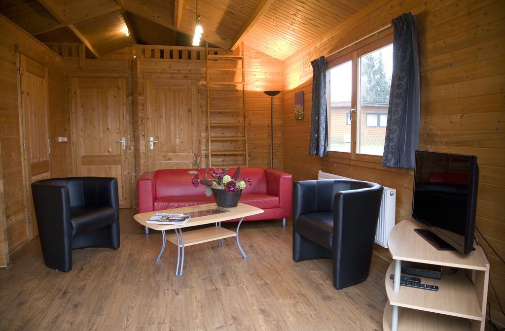 Camping Het Wieskamp Henxel 外观 照片